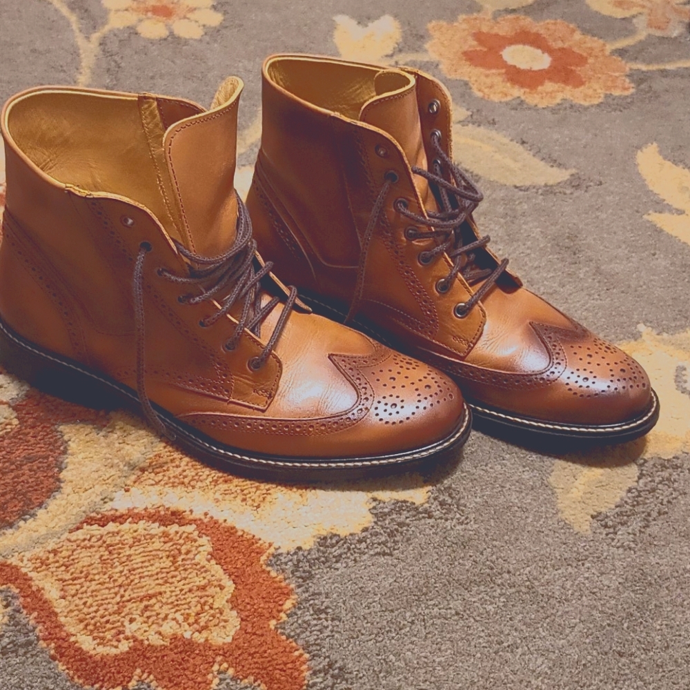 Saks Fifth Avenue dress shoe